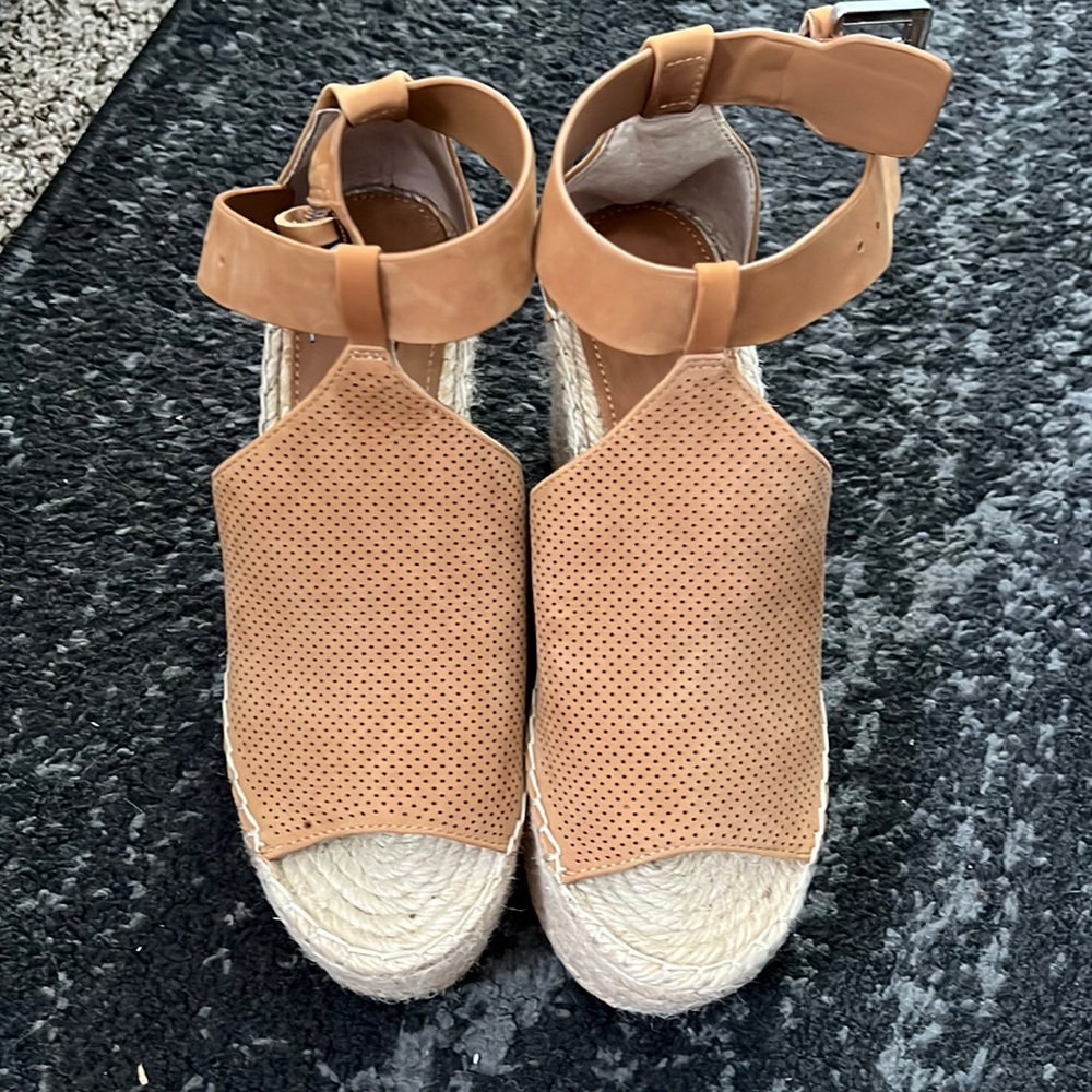 Marc fischer wedge sandals